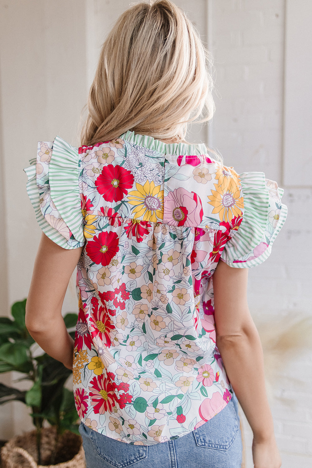 Pink Floral Print Contrast Ruffle Trim Short Sleeve Blouse